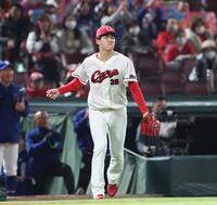 ９回、福永に適時打を浴びた赤木（撮影・北村雅宏）