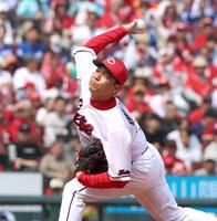 先発し力投する栗林（撮影・北村雅宏）