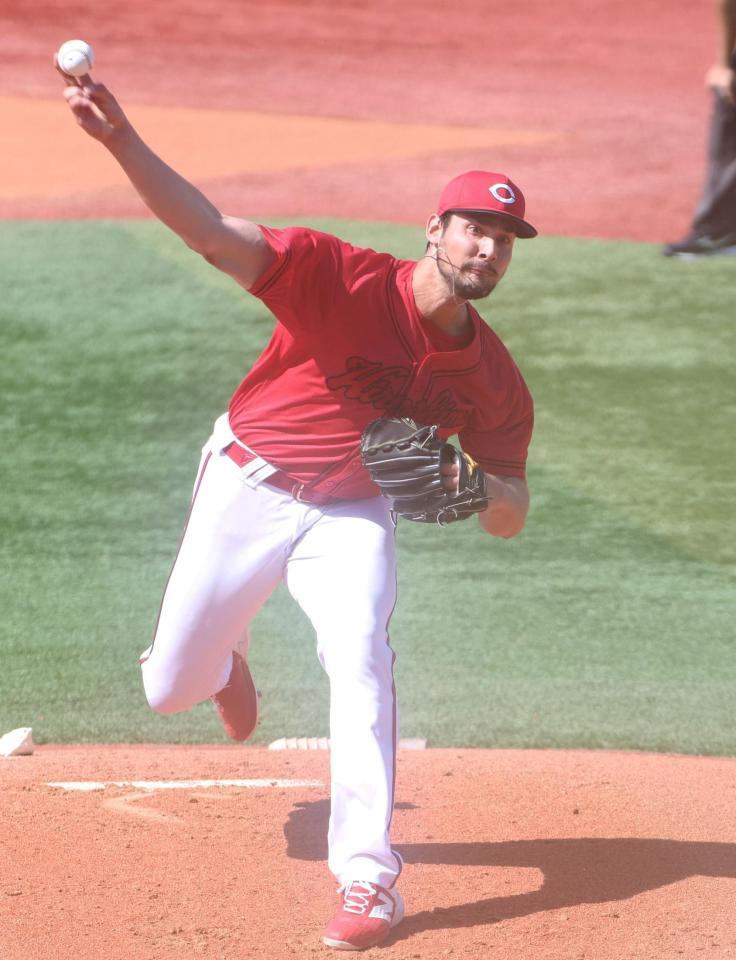 先発し力投するターノック（撮影・石井剣太郎）