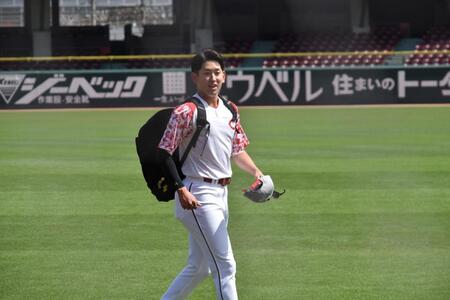 １軍に合流した広島・遠藤淳志