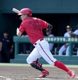 広島ドラ１・平川　１軍復帰　得点力不足の救世主になる　左打席で２安打に新井監督「問題なく振れているし」