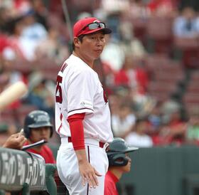 広島・新井監督　打線も振るわず２連敗「辛抱しないといけない」　小園の守備「あれは後ろ（の景色）と重なったと」