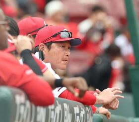 広島・新井監督　完封負け「我慢して立て直していきたい」「得点圏で（安打が）出れば、いい流れになってくる」【一問一答】