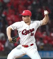 ９回途中から登板する塹江（撮影・北村雅宏）