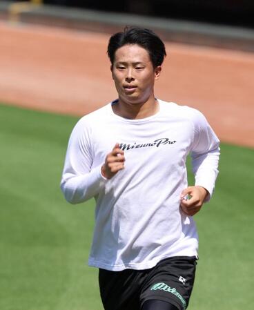 走り込む玉村（撮影・北村雅宏）