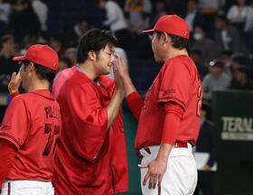 広島・新井監督　７番に下げたドラ１平川に「ナイスバッティングだった」　床田は「今シーズン一番」【一問一答】