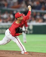 巨人打線相手に力投する玉村（撮影・佐々木彰尚）