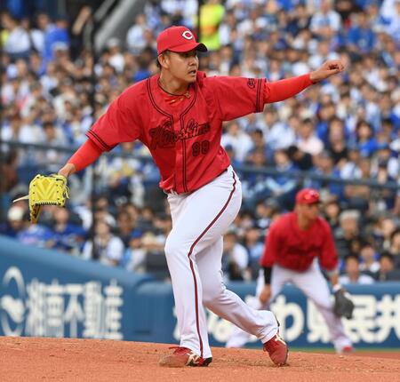2番手で登板した辻（撮影・園田高夫）