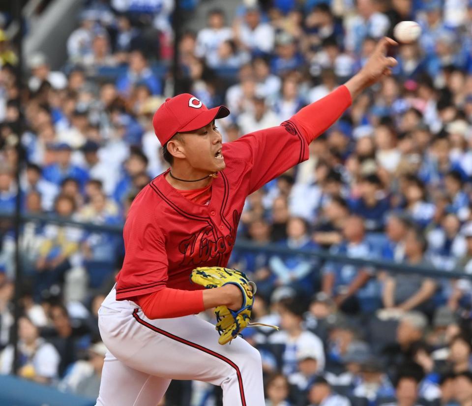 ３回途中、２番手で登板した辻（撮影・園田高夫）
