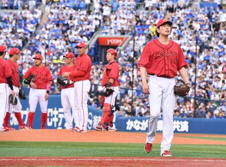 ３回途中で降板する　大瀬良（撮影・園田高夫）