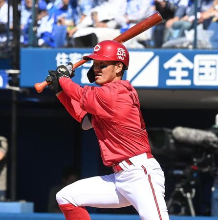 ２回、左前適時打を放った矢野（撮影・園田高夫）