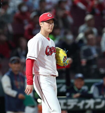 ４回、高梨に適時打を浴びた森下（撮影・北村雅宏）
