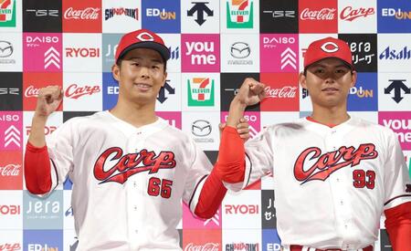 お立ち台でポーズをとる玉村（左）と前川（撮影・北村雅宏）