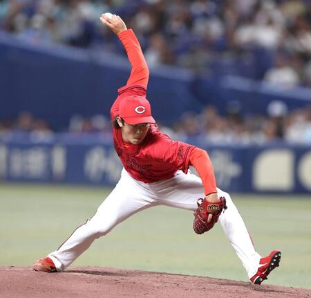 １回途中から登板する鈴木（撮影・北村雅宏）