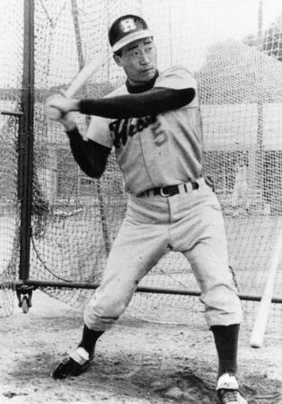 　広島の４番を務めた藤井弘さん＝１９６９年