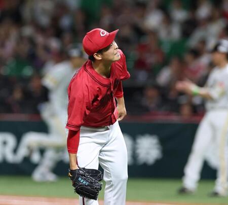 ２回、山本の遊ゴロの間に先制点を失った玉村（撮影・北村雅宏）