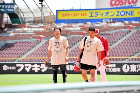 投手指名練習で汗を流した床田(撮影・畠山賢大）