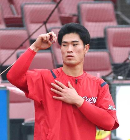 試合前にトレーニングに励む斉藤優