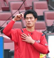 試合前にトレーニングに励む斉藤優
