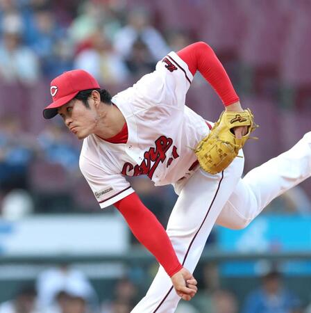 日本ハム打線相手に力投する斉藤（撮影・北村雅宏）
