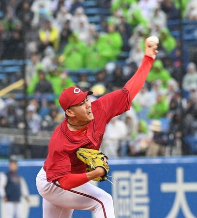 ５回１イニングを無失点に抑えた辻（撮影・園田高夫）