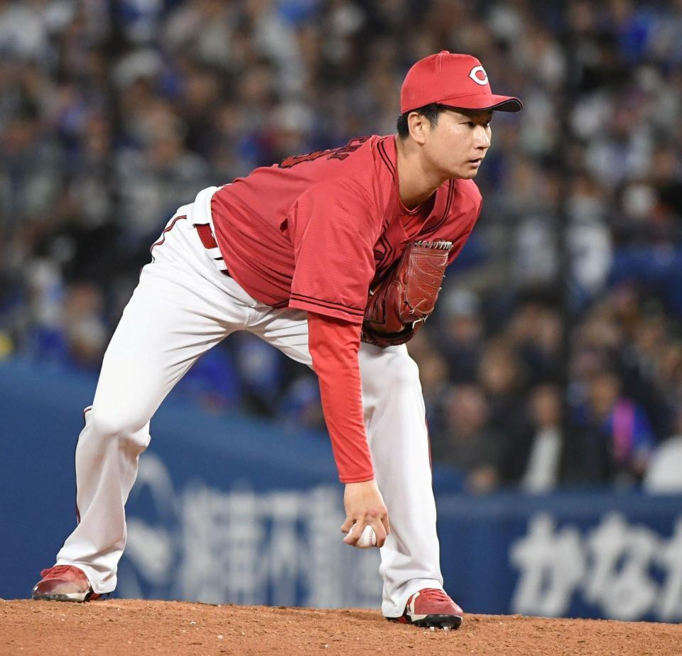 ８回、３番手で登板した島内（撮影・佐藤厚）