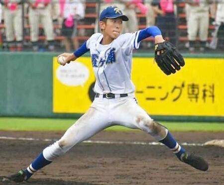 霞ヶ浦時代の広島・遠藤（本人提供）