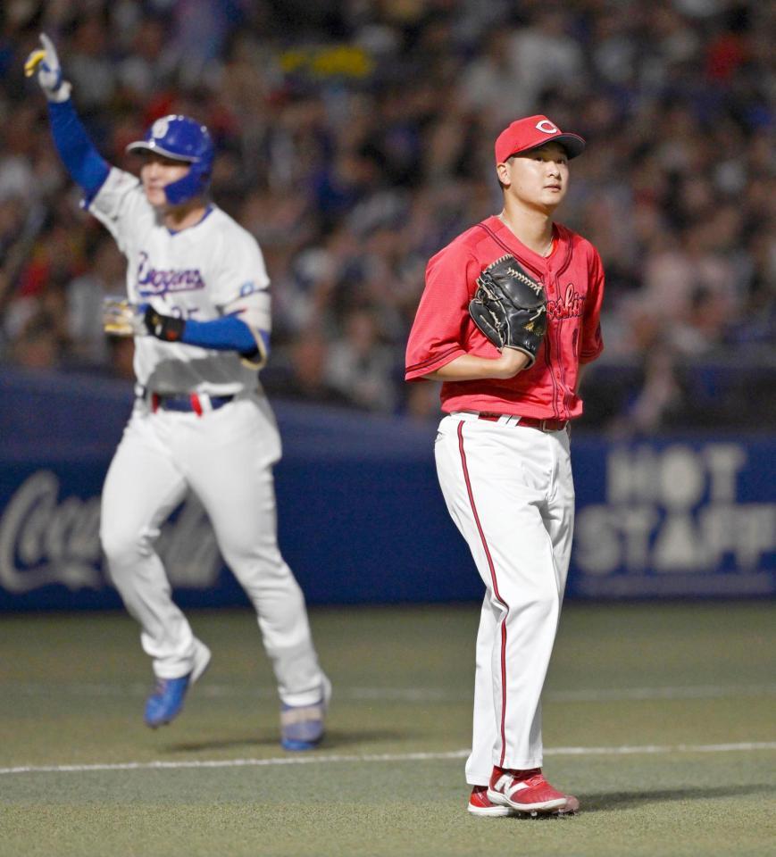 １回、石川昂（左）に３ランを浴びた森