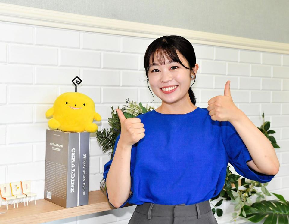 デイリースポーツのインタビューに応じた広島ホームテレビ・野村アナウンサー(撮影・畠山賢大）