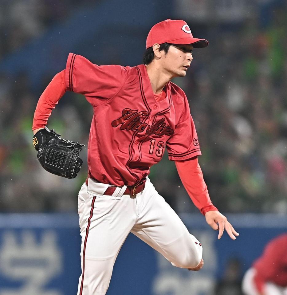 ９回から登板し１イニングを無失点に抑えた森浦（撮影・開出牧）