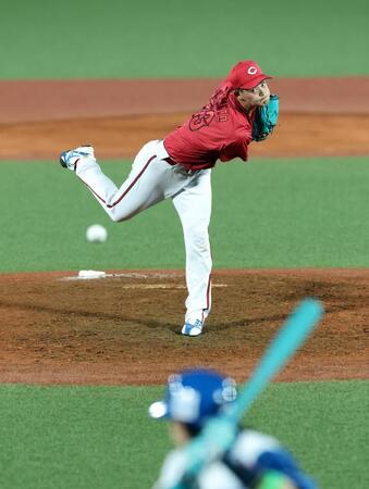 ８回、力投する岡本（撮影・山口登）