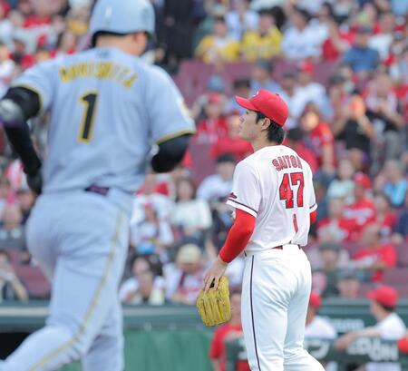 １回、森下（手前）に先制２ランを浴びた斉藤優（撮影・西田忠信）