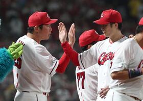 広島・新井監督　なぜ森下は８回１失点と好投できたのか「明らかに変わっていました」　「明日も良い日になるように」一問一答