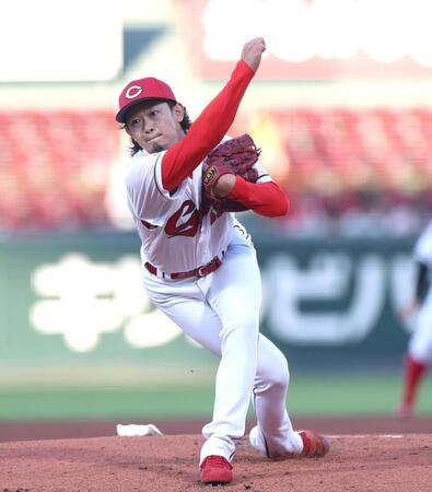 中日打線相手に力投する鈴木（撮影・北村雅宏）