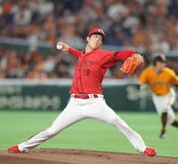 力強く投げ込む森下（撮影・佐々木彰尚）