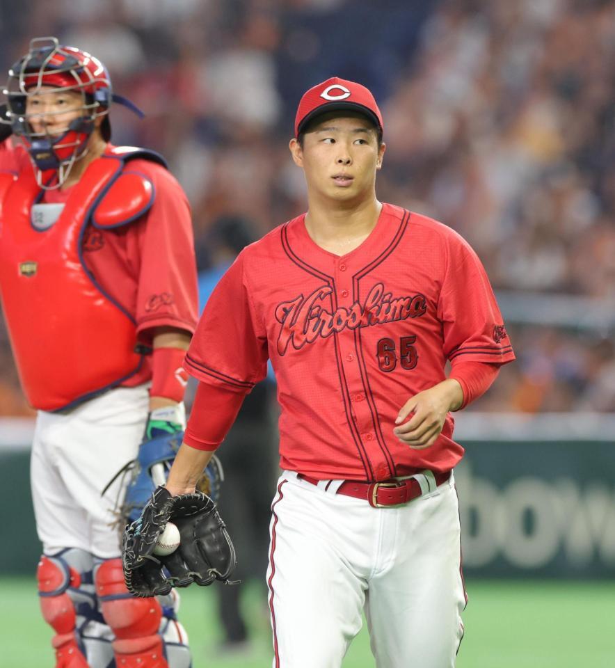 ６回途中、降板する玉村（撮影・佐々木彰尚）