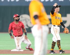 広島・ファビアン　好守＆マルチも走塁反省「リスクをとってなんとかセーフになったけど、普通に考えて良くない」