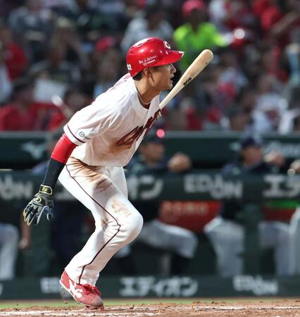 ２回、適時打を放つ名原（撮影・北村雅宏）