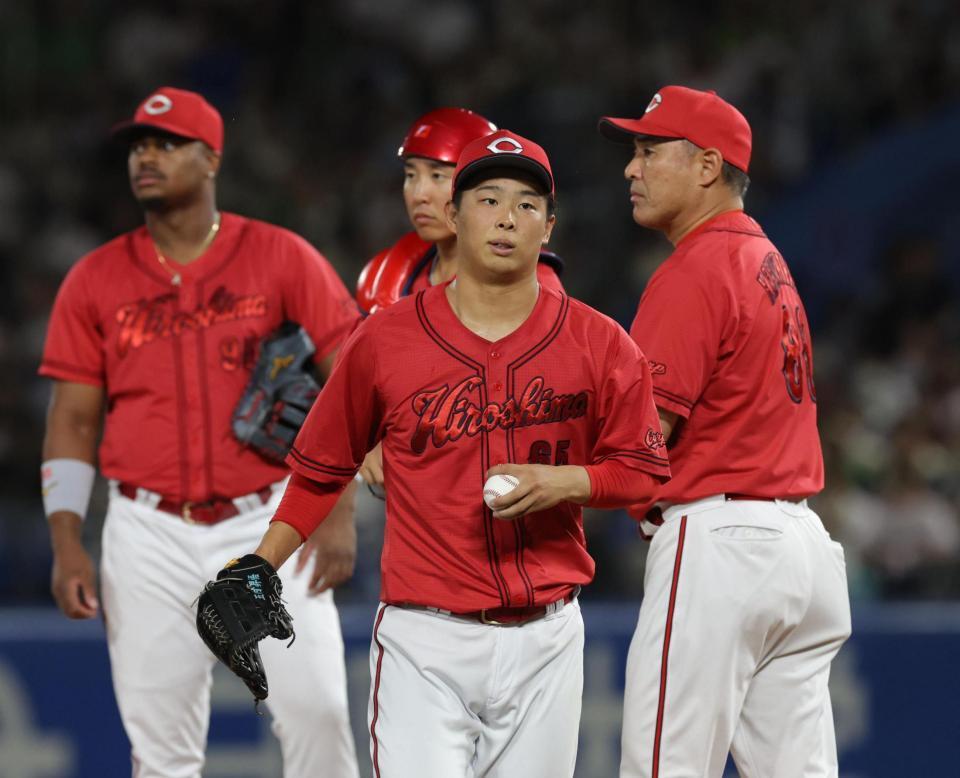 ６回、途中降板した玉村（撮影・佐々木彰尚）