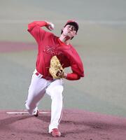 粘投する広島・斉藤優汰＝バンテリンドームナゴヤ（撮影・北村雅宏）