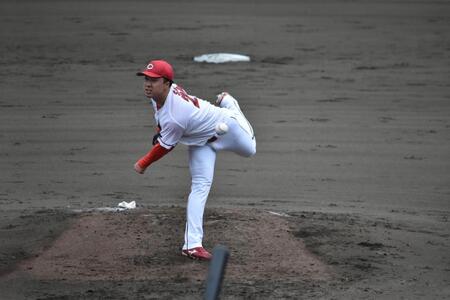 先発し、１失点完投した佐藤柳