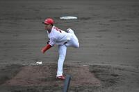 先発し、１失点完投した佐藤柳