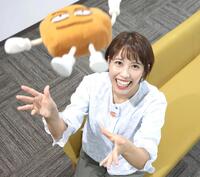 笑顔がはじける広島テレビ・仲野香穂アナウンサー（撮影・北村雅宏）