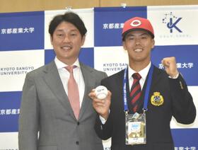 広島・新井監督　自ら３選手に指名あいさつ「チャンスをつかむぞという気持ちになってもらいたい」ドラ３野原は「エースの素質」