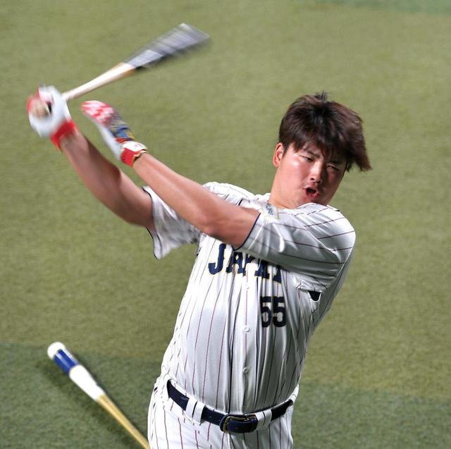 侍・村上　ケガで辞退した誠也に連絡「その分じゃないですけど、結果を残せるように」「誠也さんが一番悔しいと思うので」