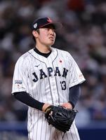 侍・松井裕樹が大乱調でまさかのKO 1イニング投げきれず4