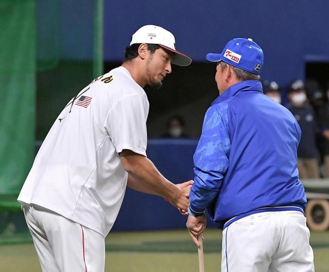 ダルビッシュ「同級生の涌井と大野に会えました」ベンチ裏での再会にファン「３人ともいい顔」と反響