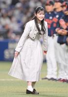 　壮行セレモニーに登場した乃木坂４６・久保史緒里（撮影・伊藤笙子）