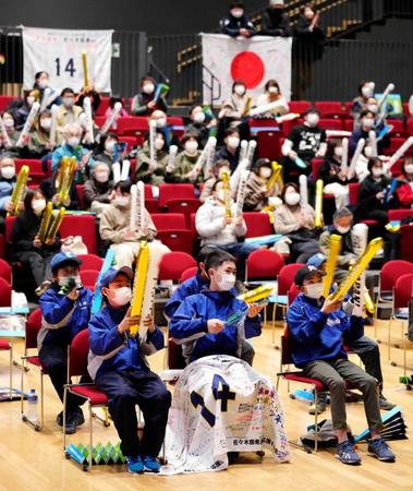 　佐々木朗の出身地・陸前高田市で行われたチェコ戦のパブリックビューイング