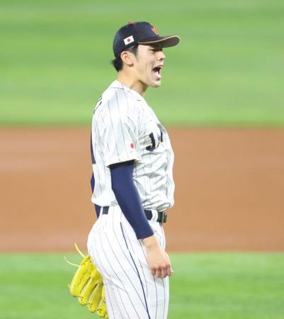 先発し、ほえる佐々木朗（撮影・吉澤敬太）